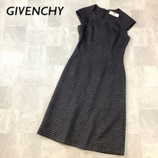 USED GIVENCHY BOX CHECK DESIGN