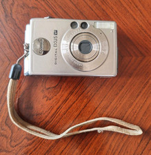 Vintage Canon Pc1022 Power Shot S200 Digital Camera Used Untested Broken Hinge 