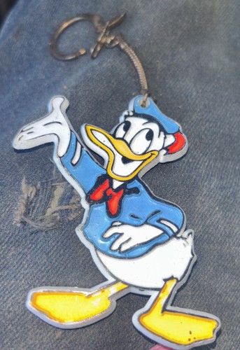 Vintage donald duck keychain - duck,