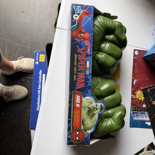 Marvel spider man day hulk - marvel, spider-man