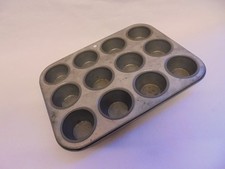 Vintage EKCO USA Twelve Small