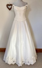 21 ⚪️ Antonia by Alan Hannah  |  Size 10/12  |  Tulle/Lace Wedding Separates