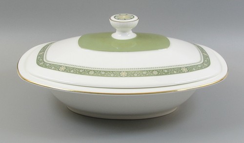 Royal doulton rondelay - doulton, lidded