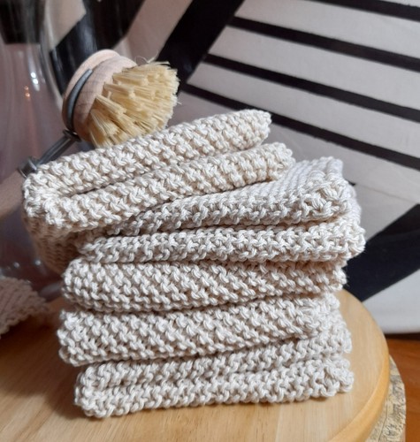 Hand knitted dish - , cloths