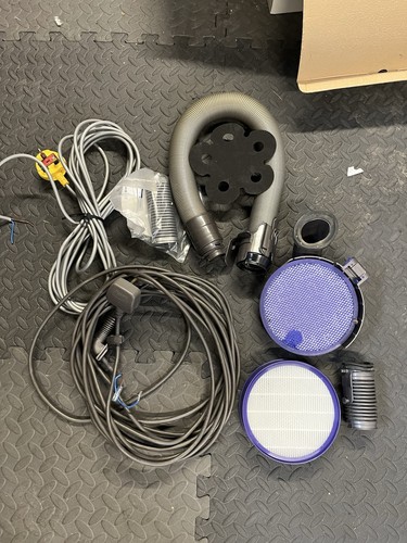 Dyson vacuum cleaner - vacuum,