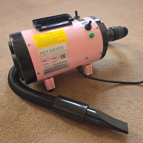 Pink pet hair dryer - pink,