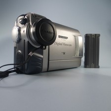 Sharp VL-NZ50 Handheld MiniDV
