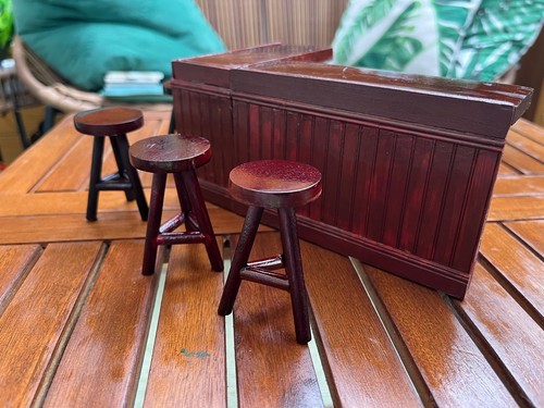 Dolls house bar - dolls, pub