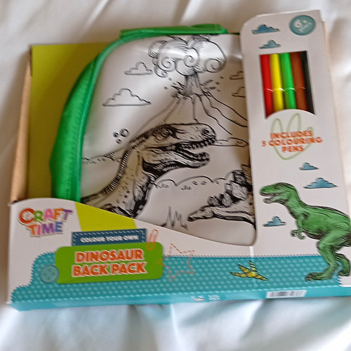 Craft time colour - in, dinosaur