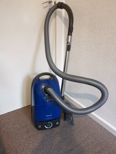 Miele S371 Bagged - Canister