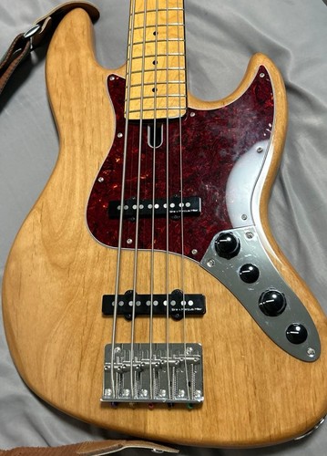 Sire marcus miller - sire,