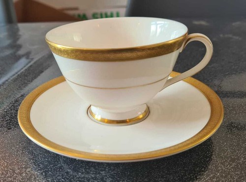 Royal doulton gold h4980 - gold,
