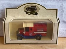 Walkers Crisps Van - Lledo Promotional Models