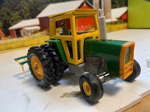BRITAINS.1:32.FARM.MASSEY
