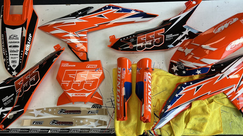 Custom graphics plastics - mx,