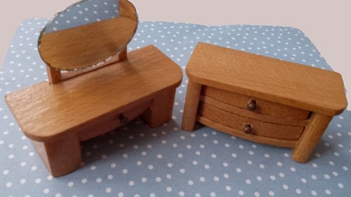 Dolls house furniture - dolls, vintage
