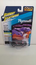Johnny Lightning 1/64 Plymouth