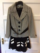 Ladies Planet Black & White