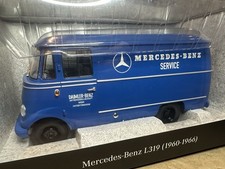 Mercedes Benz L319 1960 - 1966 Dorcas Signature 1/18  Model