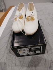 Freed of London Women's Tap