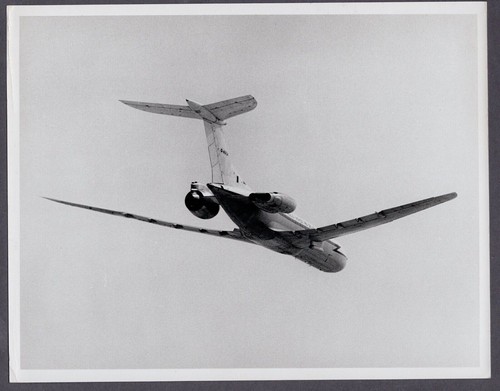Vickers vc10 rolls - vickers, rolls-royce