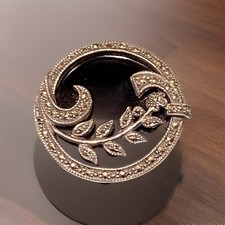 Vintage Circular 925 Silver Marcasite and Onyx Art Deco Style Brooch