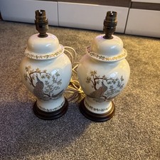 Vintage pair of Ginger Jar Table Lamps,   Wood Base Fully Working Home Decor VGC