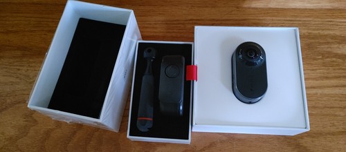 Rylo 360 action camera - 360, hand