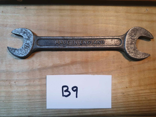 Vintage snail spanner x - 1/4,