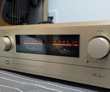 Accuphase E-305V Integrated Amplifier