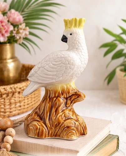 Vintage parrot cockatoo bird - parrot,
