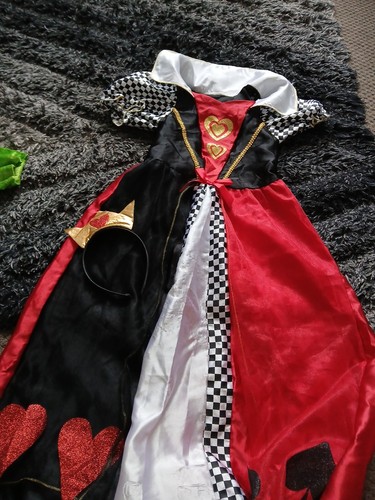 Alice wonderland queen of - wonderland,