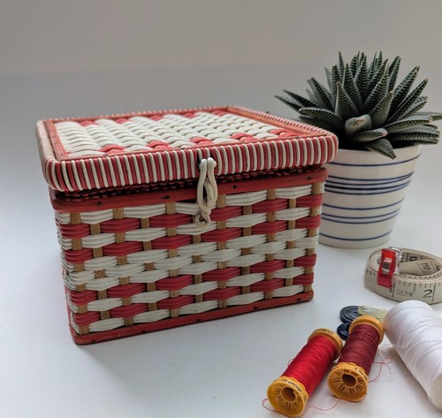 Vintage small square red and - square,