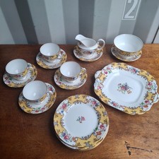 Aynsley B484 18 piece tea set
