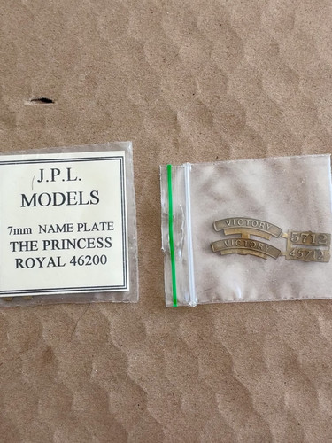 Gauge name no plate - name, &