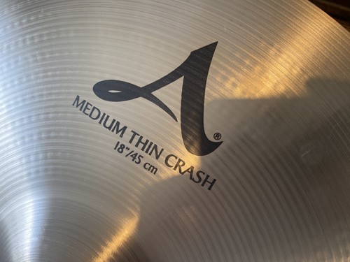Zildjian avedis crash - 18, near