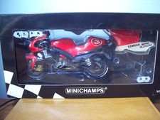 1/12 MINICHAMPS 122 016303 YAMAHA YZR 500 TEAM YAMAHA 500cc GP 2001 MAX BIAGGI