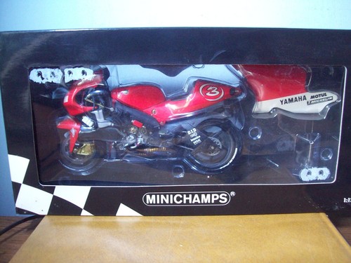 Minichamps 122 016303 - 122,