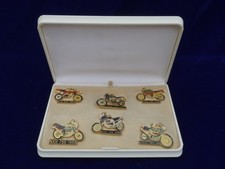 Box of badge PIN'S BOX SET -