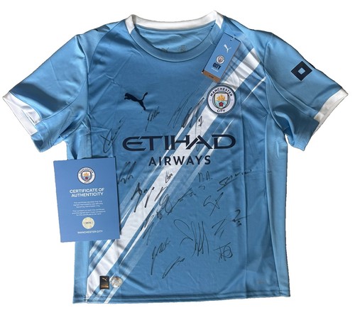 Multi signed rare man city - rare,