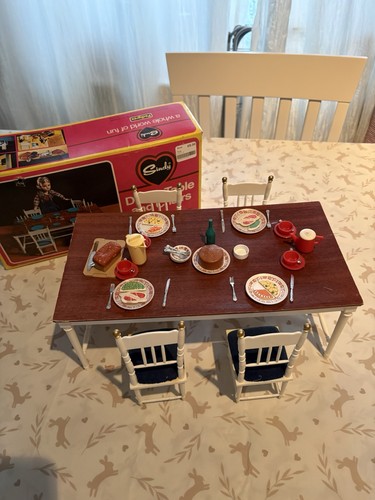Pedigree sindy boxed dining - sindy,