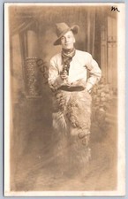K16/ Interesting RPPC Postcard