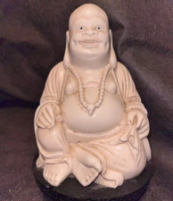 Long eared white resin seated