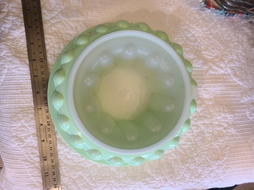 Tupperware jello bundt mold - tupperware,