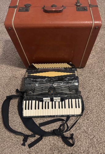 Stradivari accordion vintage - stradivari,