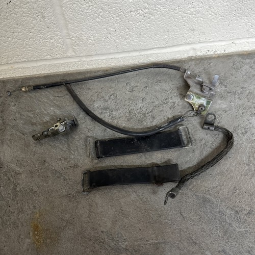 Honda vfr400 nc30 seat catch - nc30,