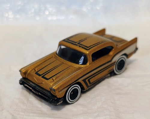 Hot wheels 1957 chevy fyc41 - hot,