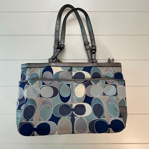 Coach signature gallery - coach,