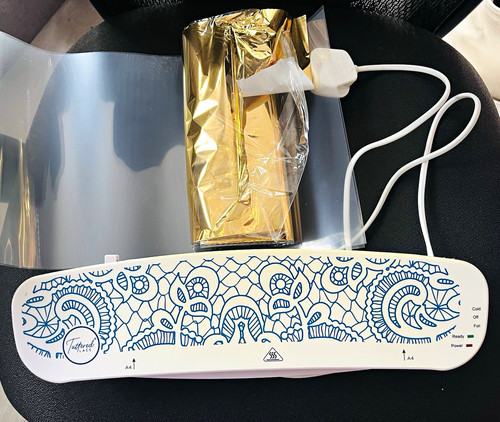 Tattered lace foiling - tattered,