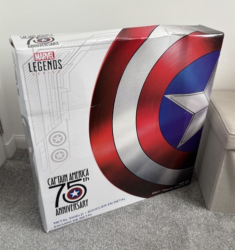 Marvel legends captain - marvel,